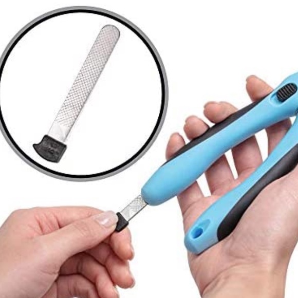 Gorilla Grip Pet Nail Clippers For Cats or Dogs - Picture 4 of 10